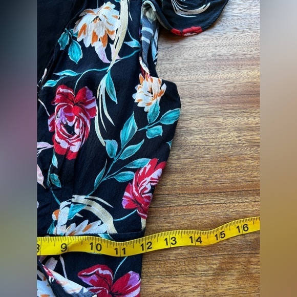 Lovers And Friends Kayla Floral-Print Wrap Maxi Dress Size small - Picture 15 of 16